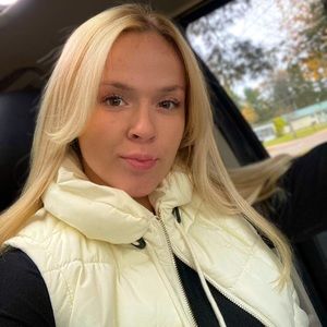 Meet your Posher, August